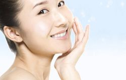 หน้าใสเนียนสวยไร้รอยสิวด้วย Hiruscar PostAcne เจลใสดูแลรอยแผลสิว