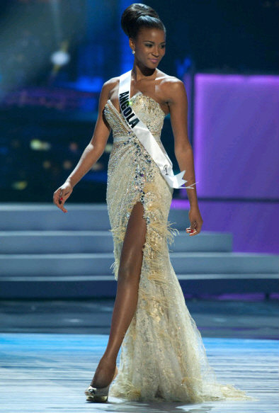 สาวผิวสีจาก ประเทศแองโกลา ซิวมงกุฏ Miss Universe 2011 7733