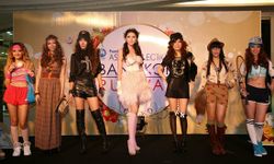 FamilyMart Asia Collection Bangkok Runway 2013