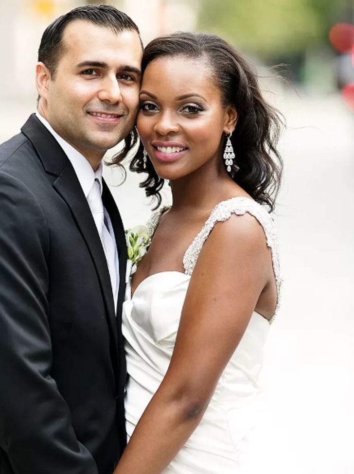 Loose wavy wedding hairstyle 