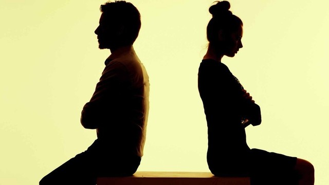 1531287752 couple arguing silhouette 918x516