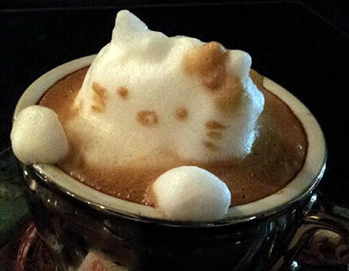ไม่กล้ากิน! ลาเต้ 3D สวยๆ บนถ้วยกาแฟ