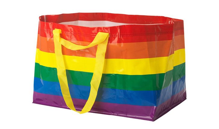 IKEA ออกกระเป๋าสีรุ้งสดใส ต้อนรับ Pride Month ของกลุ่ม LGBTQ+