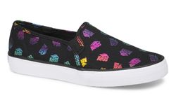 Keds for Pride รองเท้ารุ่นยอดนิยม 3 รุ่น ออกแบบลวดลายพิเศษด้วยการใช้โทนสีรุ้ง