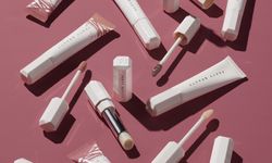 ลิปบาล์ม 3 สีร้อนแรง สวยละมุนทุกโทนสีผิว ไอเทมใหม่จาก Fenty Beauty