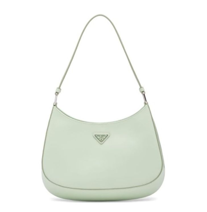 กระเป๋าหนัง 69,000 บาท จาก Prada