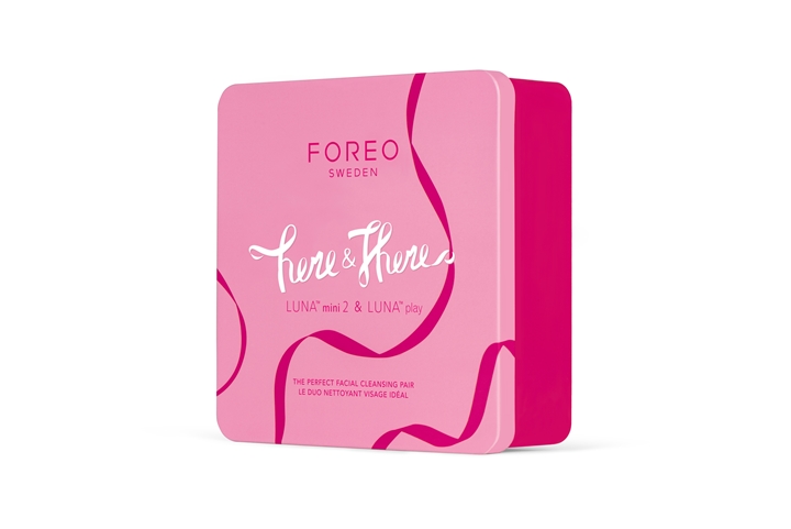 foreo_giftset_here_there_glob_2