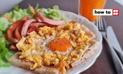 วิธีทำ "ปังไข่ล้อมเดือน" อาหารเช้า ทำง่ายภายใน 10 นาที