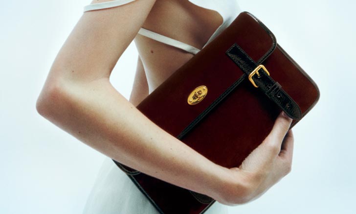 Mulberry x Alexa Chung การร่วมมือกันเพื่อสร้างสรรค์งานดีไซน์โฉมใหม่