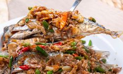 วิธีทำ ปลาทูทอดราดพริกขี้หนูสวน เมนูกับข้าวที่หลายคนต้องหลงรัก