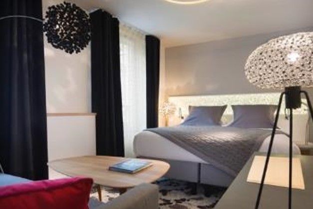 Hotel Chavanel, Paris