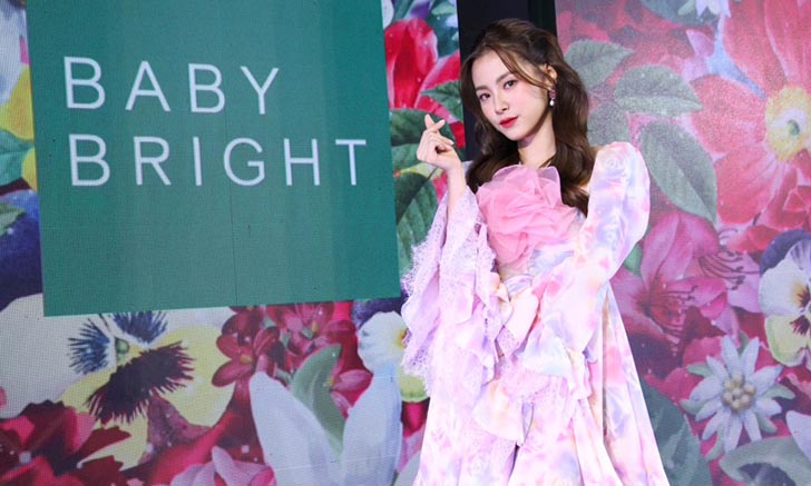 "ใบเฟิร์น พิมพ์ชนก" คว้าพรีเซ็นเตอร์ BABY BRIGHT สวยแรงไม่แผ่ว