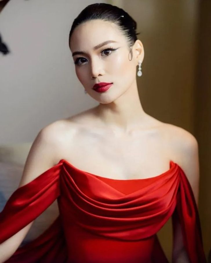 นิ้ง-โศภิดา จิระไตรธาร Miss Universe Thailand 2018