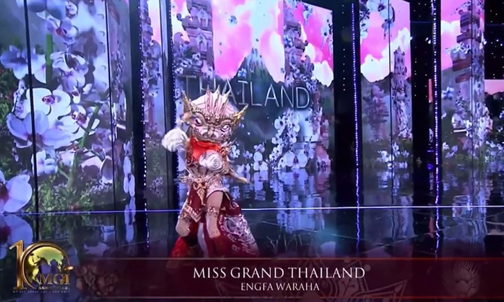 ทรงพลัง "อิงฟ้า" โชว์ลีลาพรีเซนต์ "ชุดมวยลิง" บนเวที Miss Grand International 2022