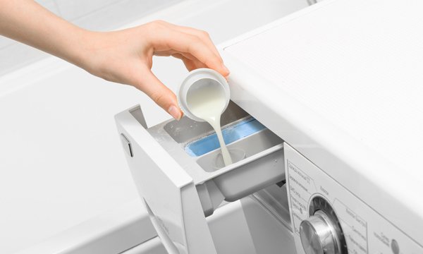 8 ประโยชน์ของน้ำยาซักผ้า ที่ทำให้คุณแม่บ้านคุ้มยิ่งกว่าคุ้ม