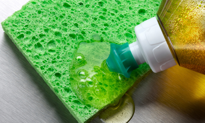 10 ประโยชน์ของน้ำยาล้างจาน เพื่อการทำความสะอาดบ้านที่ง่ายขึ้นอีกขั้นหนึ่ง