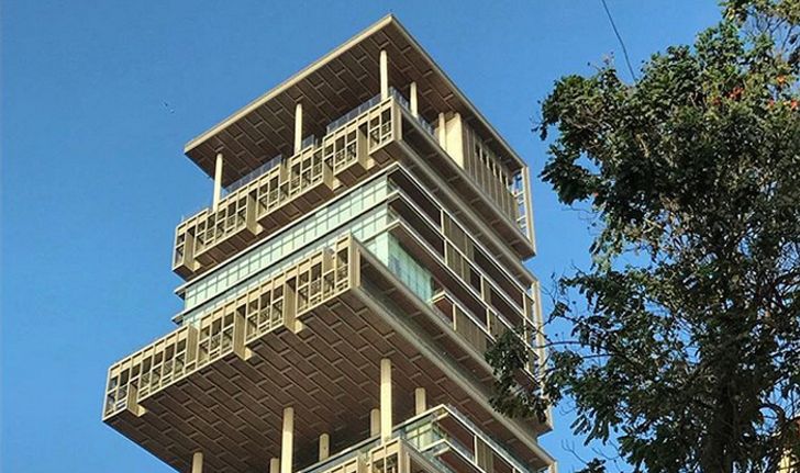 “Antilia” คฤหาสน์สุดแพงของมหาเศรษฐีอินเดีย มีโรงภาพยนตร์ 50 ที่นั่ง พร้อมลานจอดเฮลิคอปเตอร์