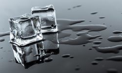 7 ประโยชน์ “น้ำแข็งก้อน” คุณค่าที่เป็นมากกว่าของเย็น เย็น