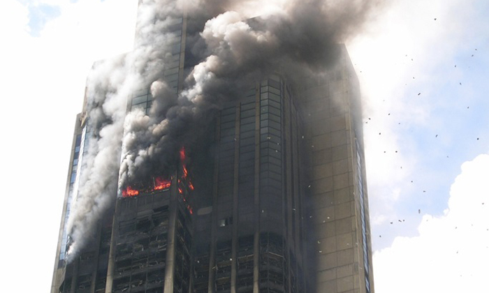 “ไฟไหม้บ้าน หรืออาคาร” 11 เรื่องต้องรู้ไว้ จากเจ้าหน้าที่ดับเพลิง