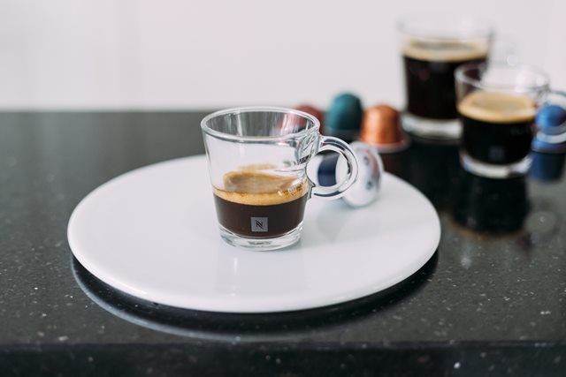 สูตรชงกาแฟร้อนกาแฟเอสเพรสโซ่ด้วย Nespresso Capsule
