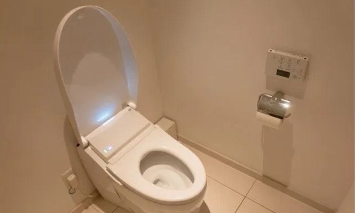 เรียนรู้วิธีการใช้ห้องน้ำในบ้านในญี่ปุ่นอย่างถูกต้องเมื่อเกิดภัยพิบัติ น้ำไม่ไหล
