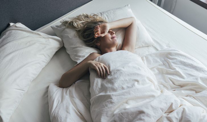 นอนหลับยากต้องจัด! 5 ผลไม้ช่วยนอนหลับง่าย แถมได้ทั้งผิวสวยครบ