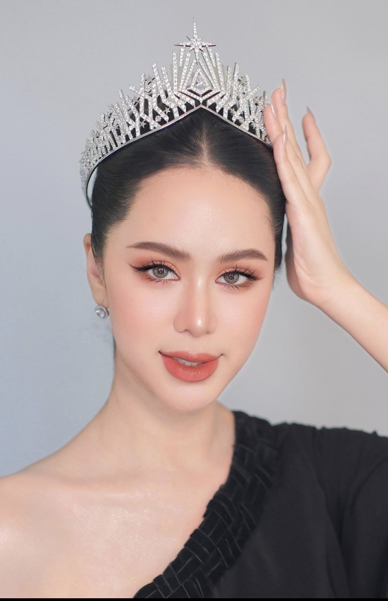 โบอิ้ง ธัญญ์นภัส