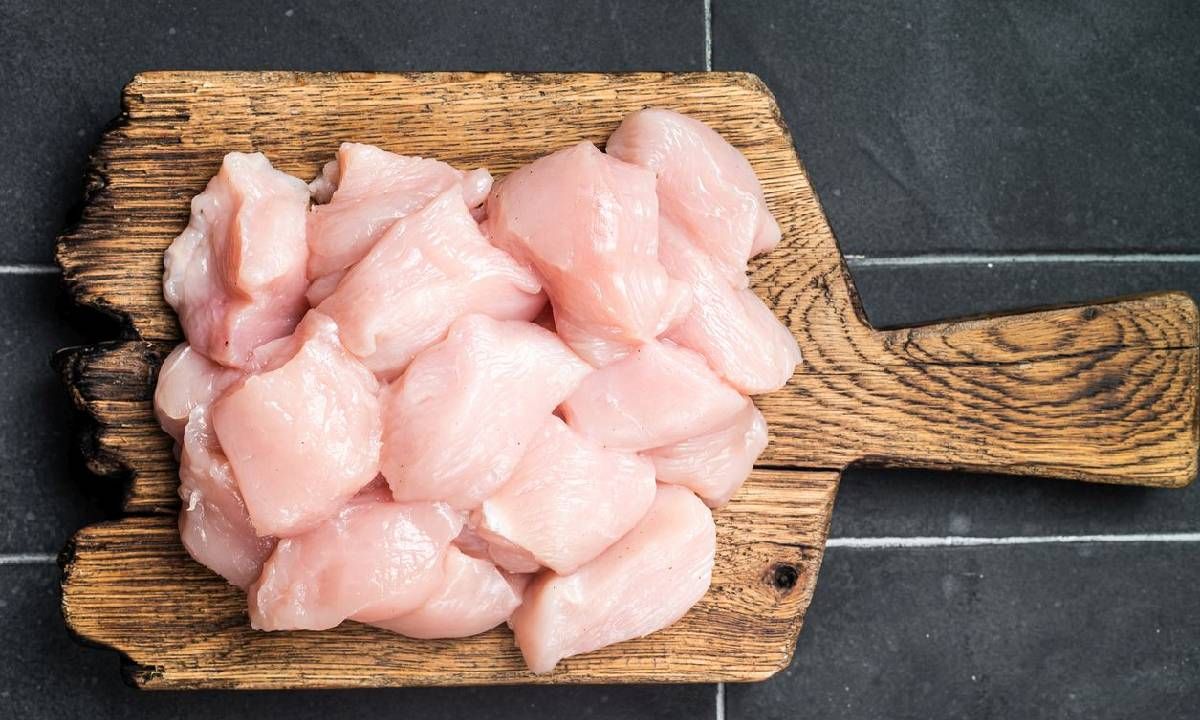 6 วิธีเก็บเนื้อไก่ในตู้เย็นแบบผิดๆ ที่ยิ่งทำให้เนื้อไก่ขาดคุณค่าทางอาหาร