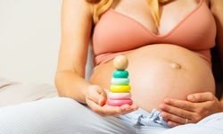 เสริมพัฒนาการให้ลูกน้อยในครรภ์ด้วย 5 วิธีเล่นกับลูกอย่างฉลาด