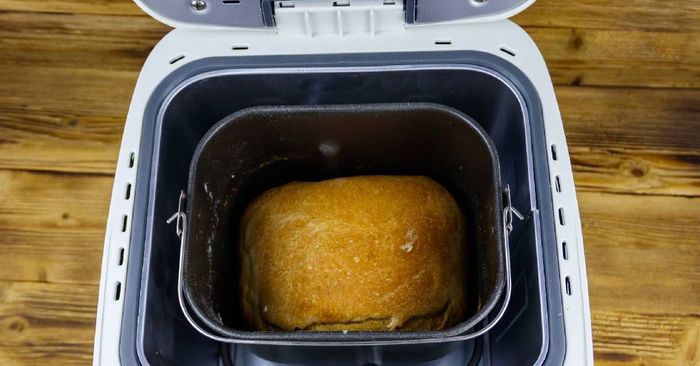 5 วิธีง่ายๆ ทำให้ขนมปังแข็งกลับมาเนื้อนุ่มน่าทานอีกครั้ง