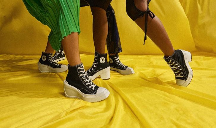 Converse สร้างสรรค์รุ่นไอคอนนิค Chuck Taylor ด้วยรองเท้าเสริมส้น
