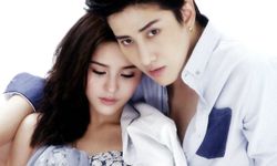 Mike & Aom Wallpaper : A Lot Like Love