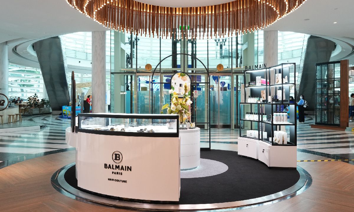 “BALMAIN HAIR” เปิดตัว POP-UP STORE ครั้งแรก! ในไทยที่ คิง เพาเวอร์ รางน้ำ