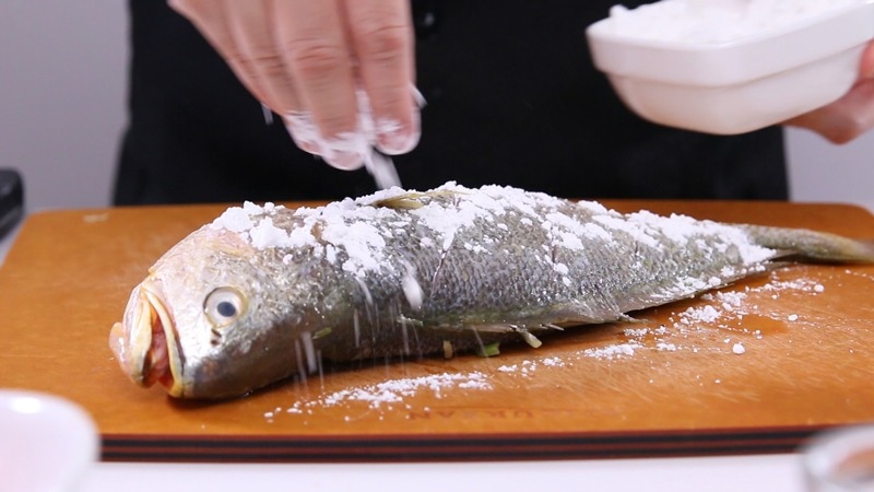 ทอดปลา ไม่ติดกระทะ