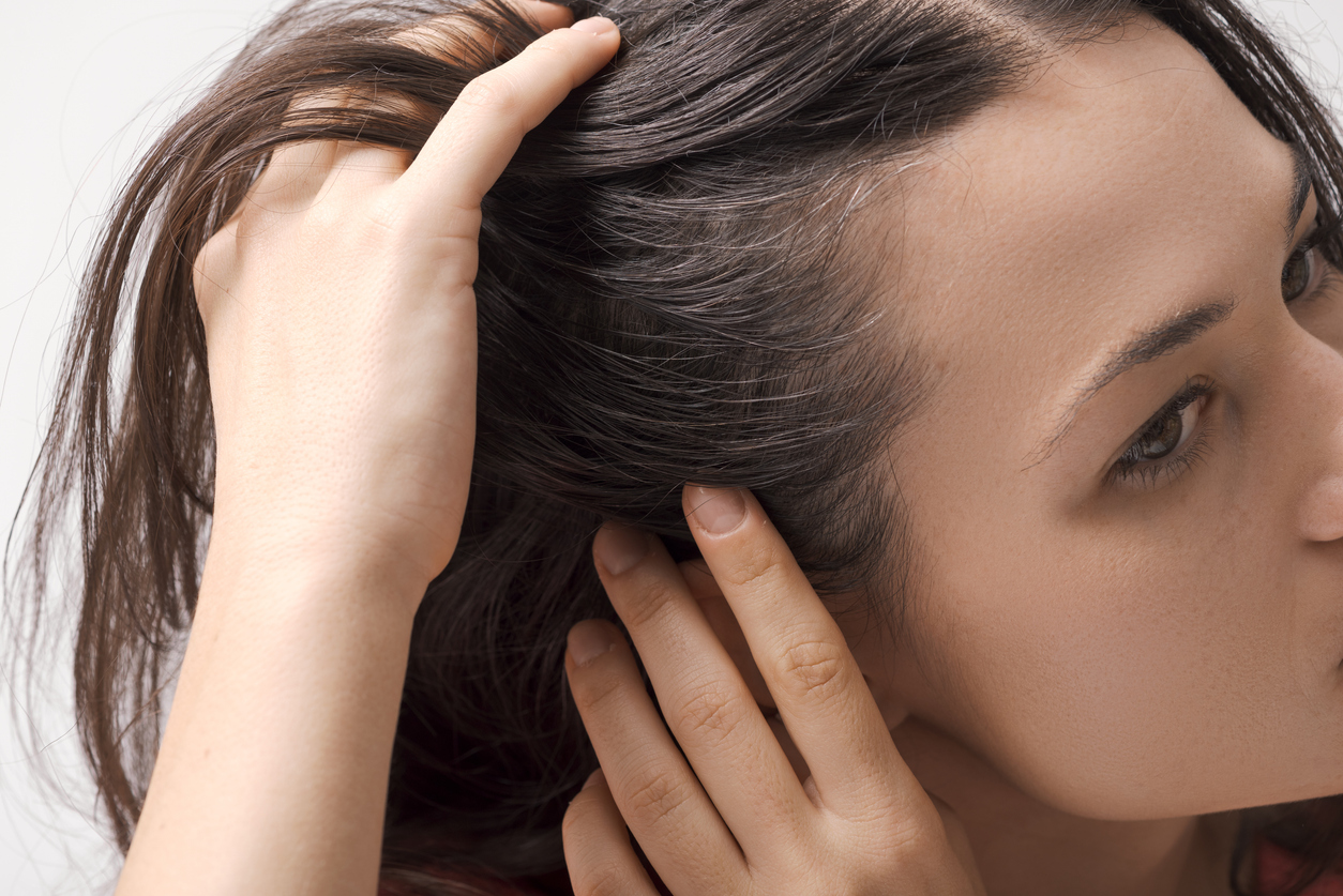 ผมหงอก เกิดจาก