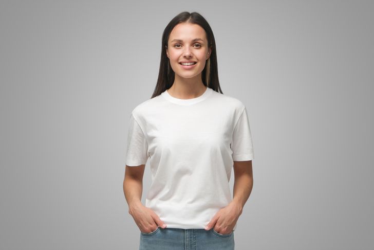 เสื้อสีขาวใส่เสื้อในสีอะไร