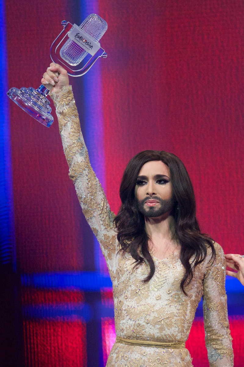 Conchita Wurst กะเทยหน้าหนวด