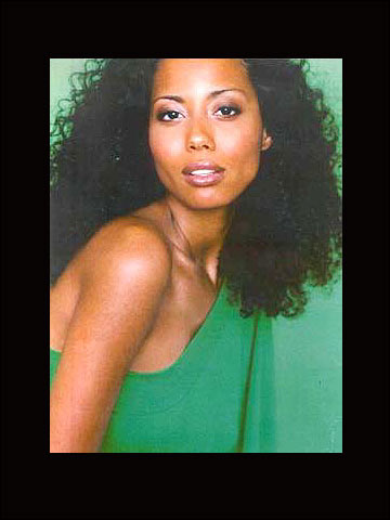 สาวงามจากเปรูพิชิตมงกุฎมิสเวิลด์ 2004