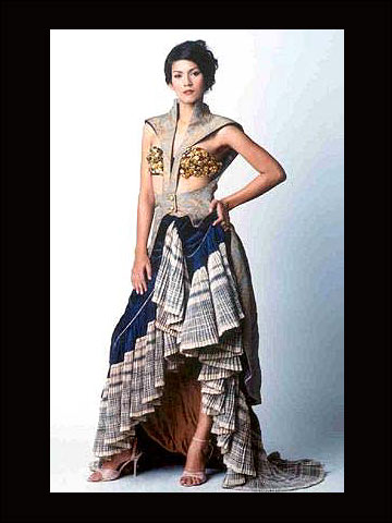 สาวงามจากเปรูพิชิตมงกุฎมิสเวิลด์ 2004