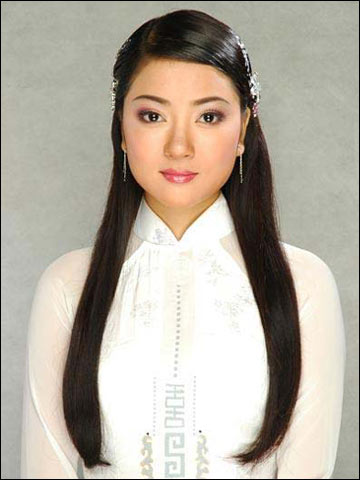 สาวงามจากเปรูพิชิตมงกุฎมิสเวิลด์ 2004