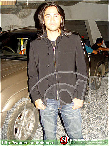 The CLEO 50 Most Eligible Bachelors 2004