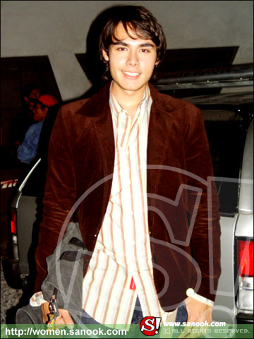 The CLEO 50 Most Eligible Bachelors 2004