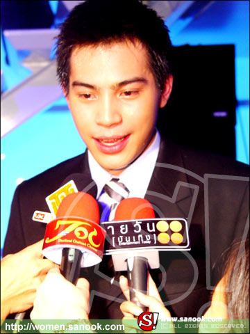 The CLEO 50 Most Eligible Bachelors 2004