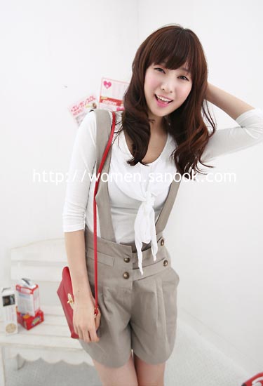 แฟชั่นขาสั้นตัวเก๋ ใส่เท่หน้าร้อน