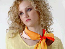 เทคนิคการผูกผ้าพันคอแบบกิ๊บเก๋ๆ