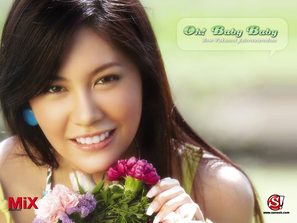 Wallpaper : โบว์ ภคมน เจริญวโรดม Mix Magazine