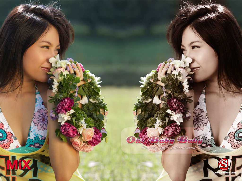 Wallpaper : โบว์ ภคมน เจริญวโรดม Mix Magazine