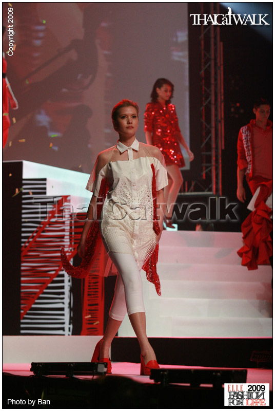 แฟชั่นโชว์  ELLE Fashion for Life 2009