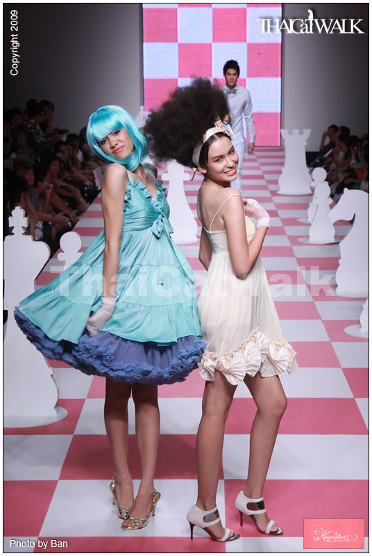 แฟชั่นโชว์ เซตน่ารักๆ จาก Kunitar & 8E88 by L\'Oreal Paris