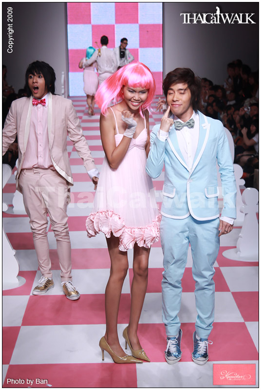 แฟชั่นโชว์ เซตน่ารักๆ จาก Kunitar & 8E88 by L\'Oreal Paris